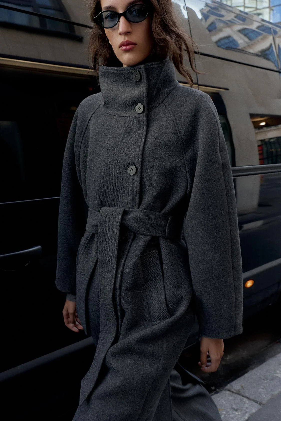 Virelli™ Wool Coat — Sculpt Your Silhouette with Feather-Light Warmth and Unstoppable Confidence