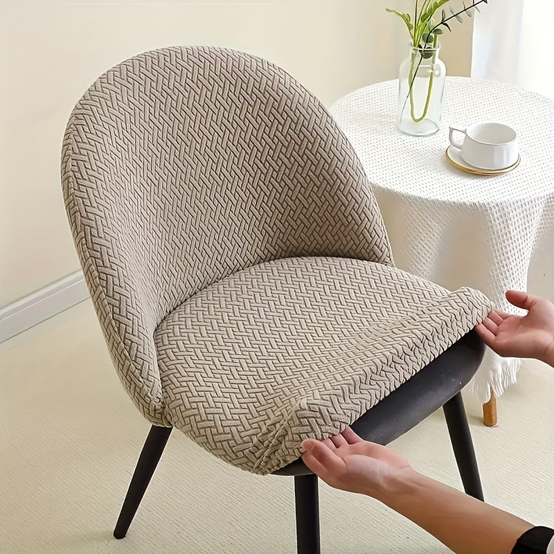 Revive Your Dining Experience with Stylish Chair Covers