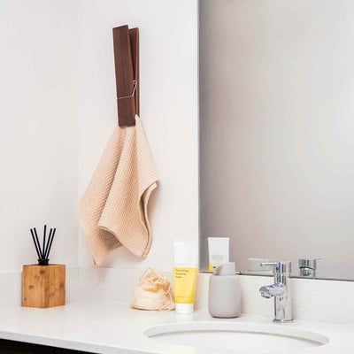 1+1 FREE | Clothespin Towel Holder – Add Cozy Rustic Charm and Strong Grip to Your Home