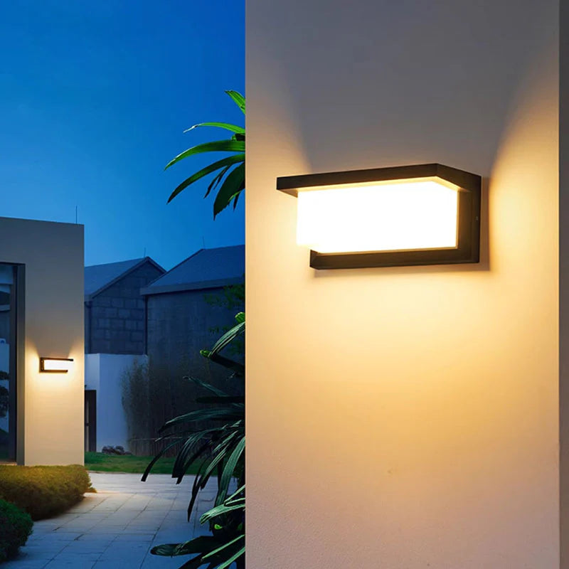 Outdoor LED Wall Lantern with Motion Detector – 20W Weatherproof