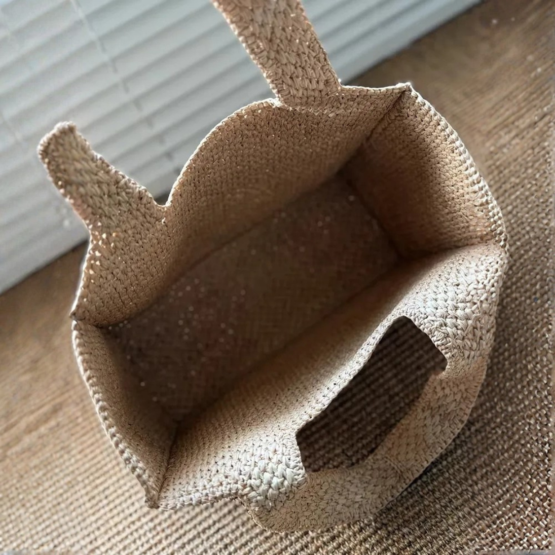 Handcrafted Raffia Tote Bag for Beach Outings