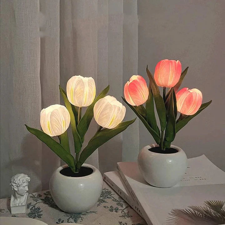 Tulip LED Desk Lamp in Ceramic Vase – Cozy Ambient Glow