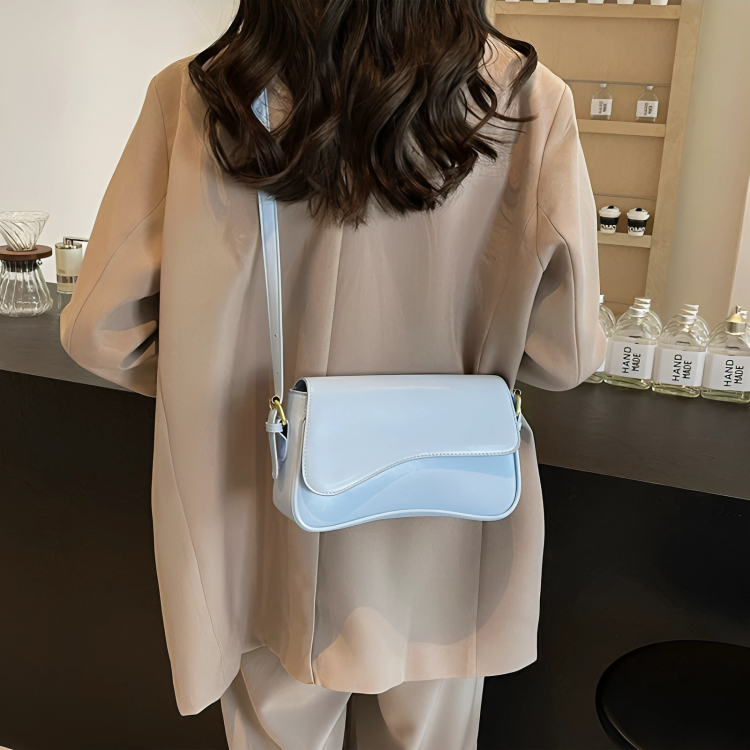 RamoraLux™ — Effortless Elegance That Frees Your Hands and Elevates Your Style