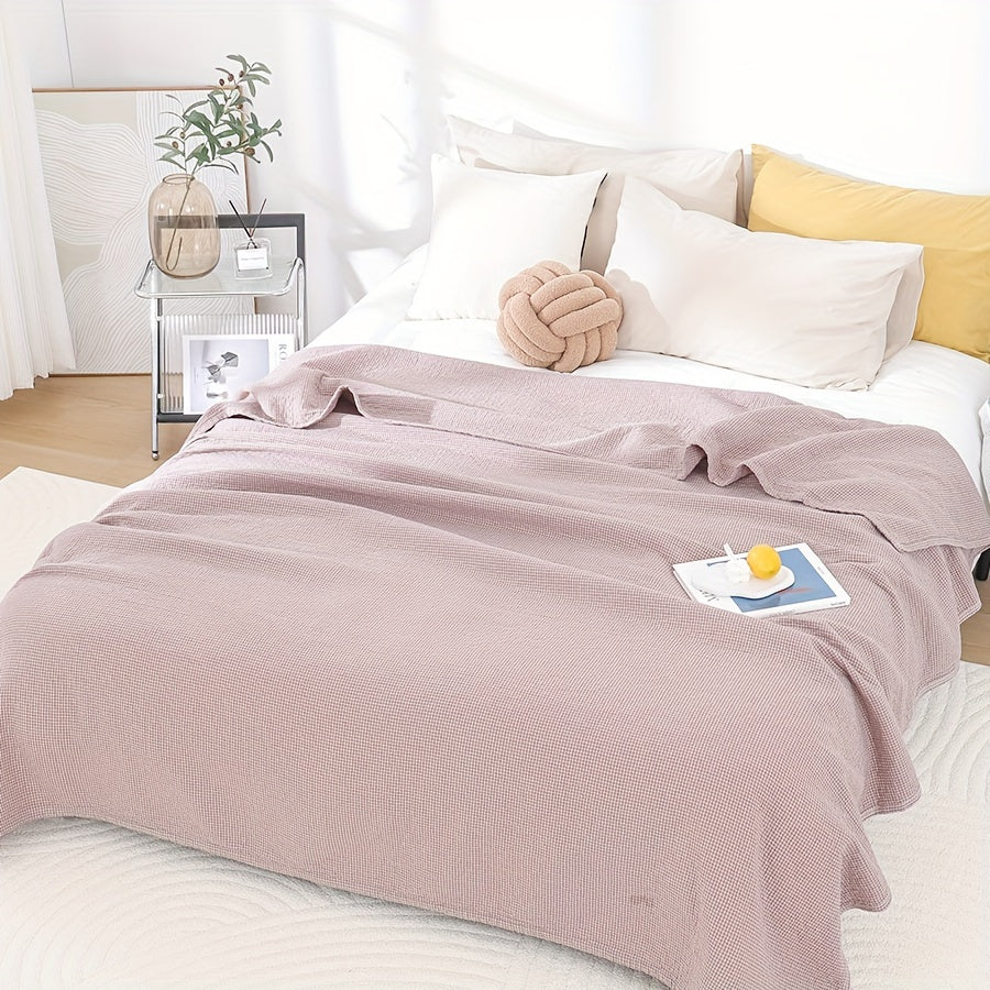 Chic Cotton Checkered Versatile Blanket for Everyday Use