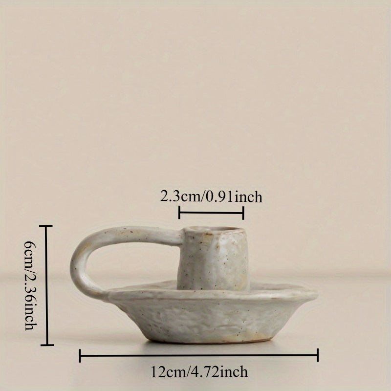 Elegant Minimalist Candleholder for Stylish Spaces