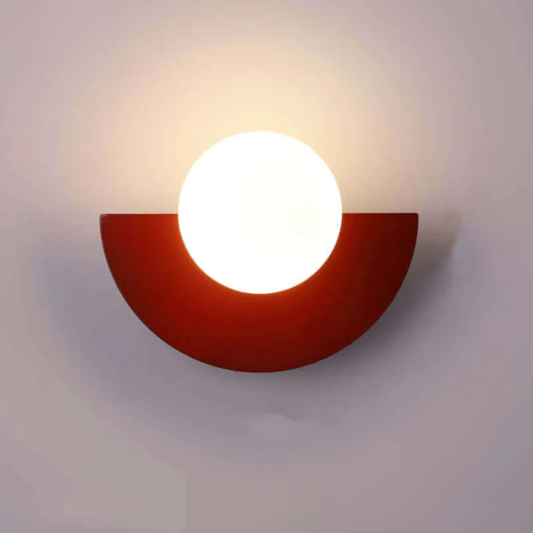 Elegant Crescent LED Wall Light for Indoor Spaces - 28x20 cm