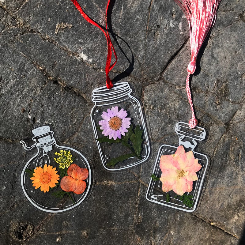 FloraHold™ — Feel Every Page Bloom with Timeless Beauty and Lasting Protection