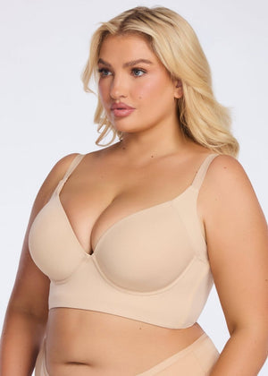 VeloraCurve™ — Unleash Confidence with a Jacket That Moves and Flatters Every Curve