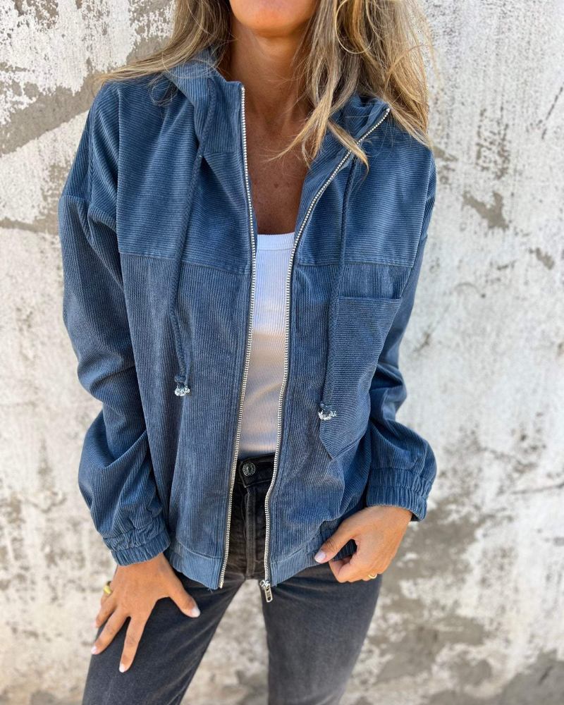 StrideCore™ — Feel Unstoppable in Lightweight Warmth and Effortless Style