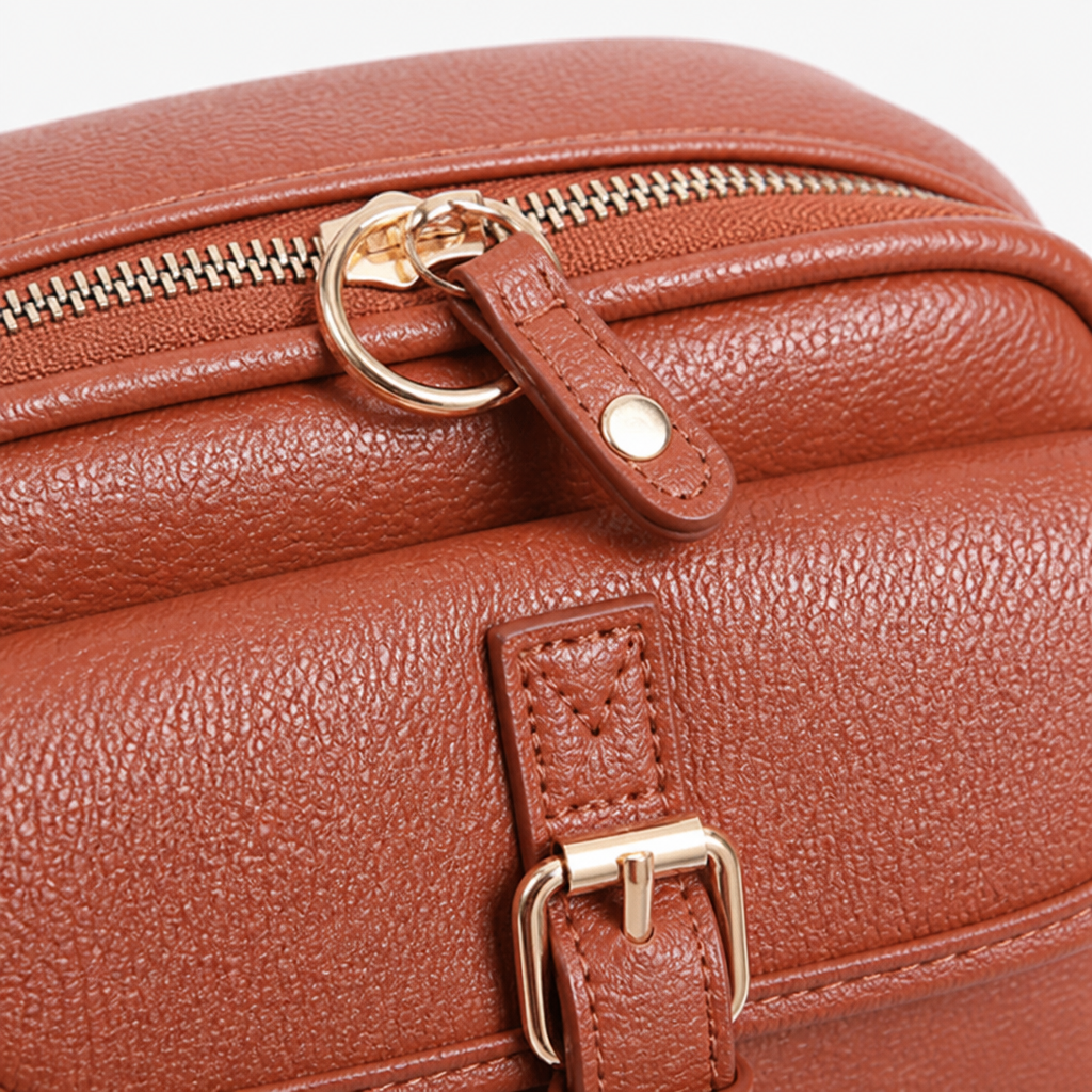 AristaVale™ — Effortless Style and All-Day Calm in One Perfect Bag