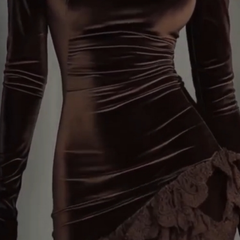 LunaFleur™ — Unleash Irresistible Confidence with Every Curve-Hugging Moment