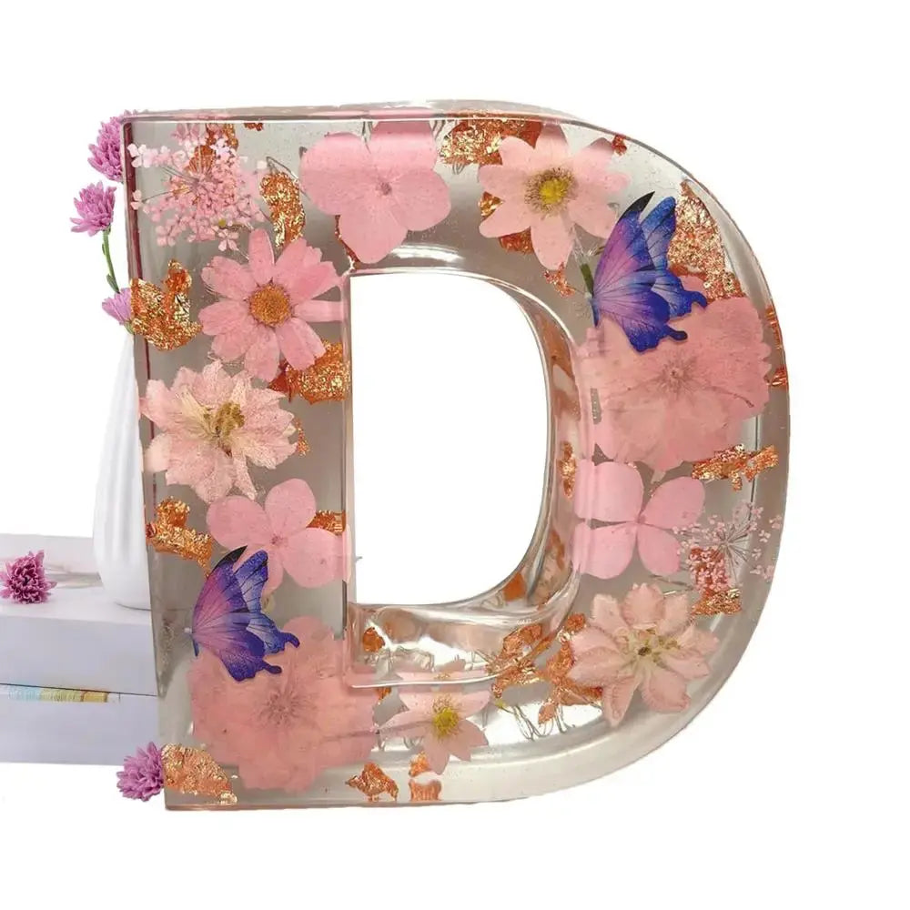 FloraLetter™ — Personalize Your Space with Handcrafted Floral Resin Art