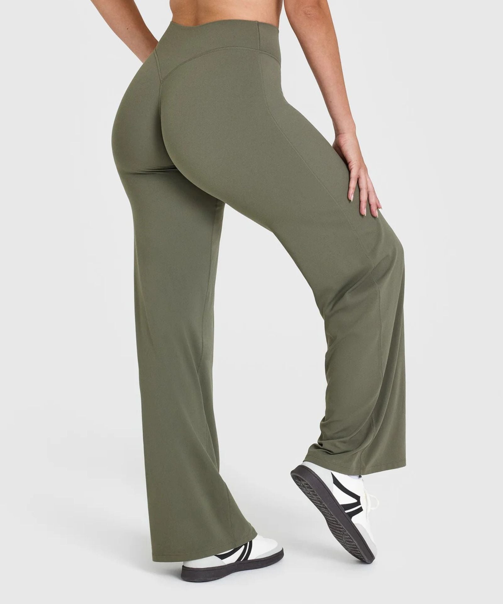 CurveSculptor™ — Flaunt Your Dream Silhouette with Confidence That Never Quits