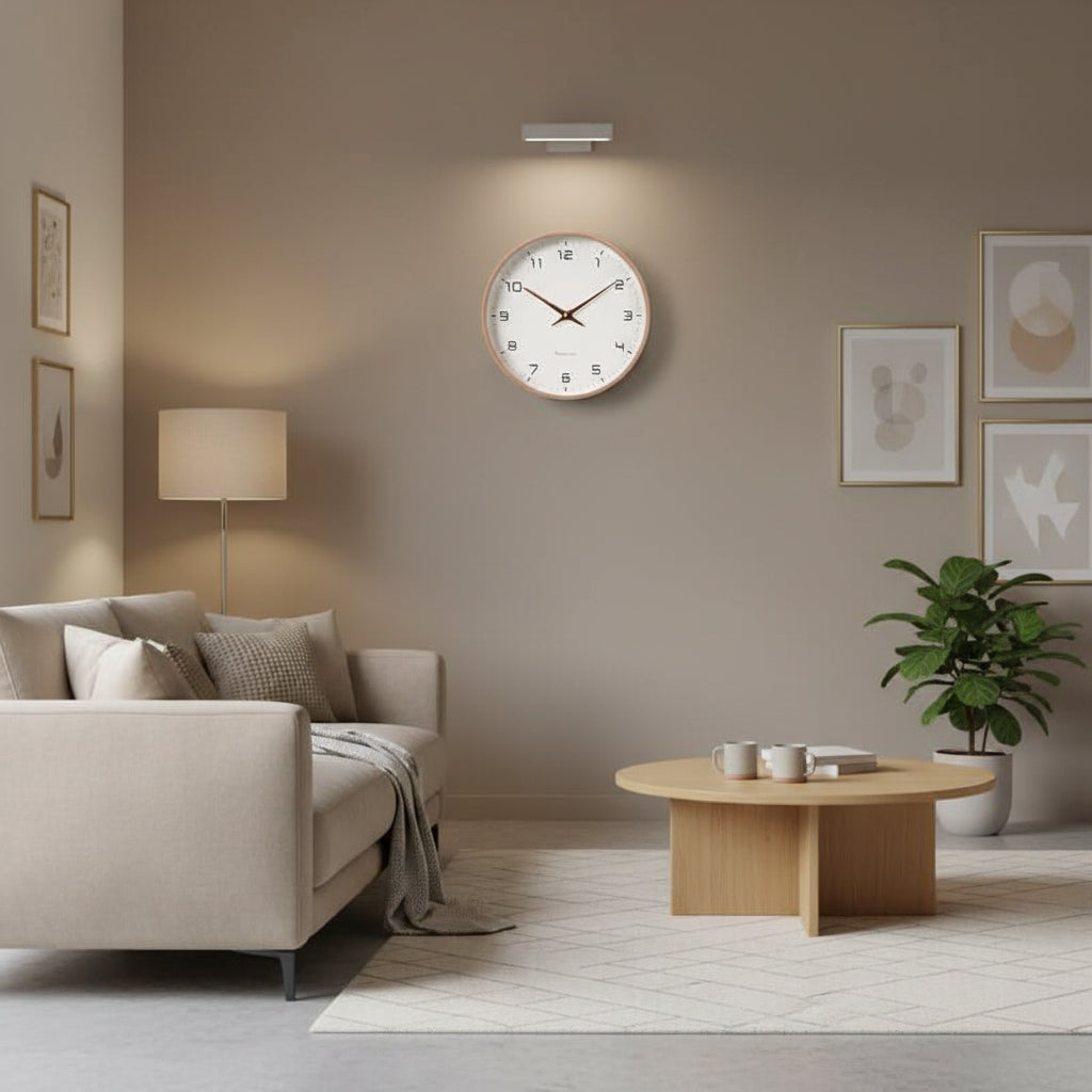 Elegant Wooden Clock with Modern Minimalist Style