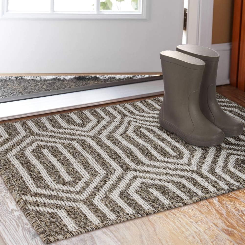 PlushGuard - Elegant Indoor Non-Slip Welcome Mat