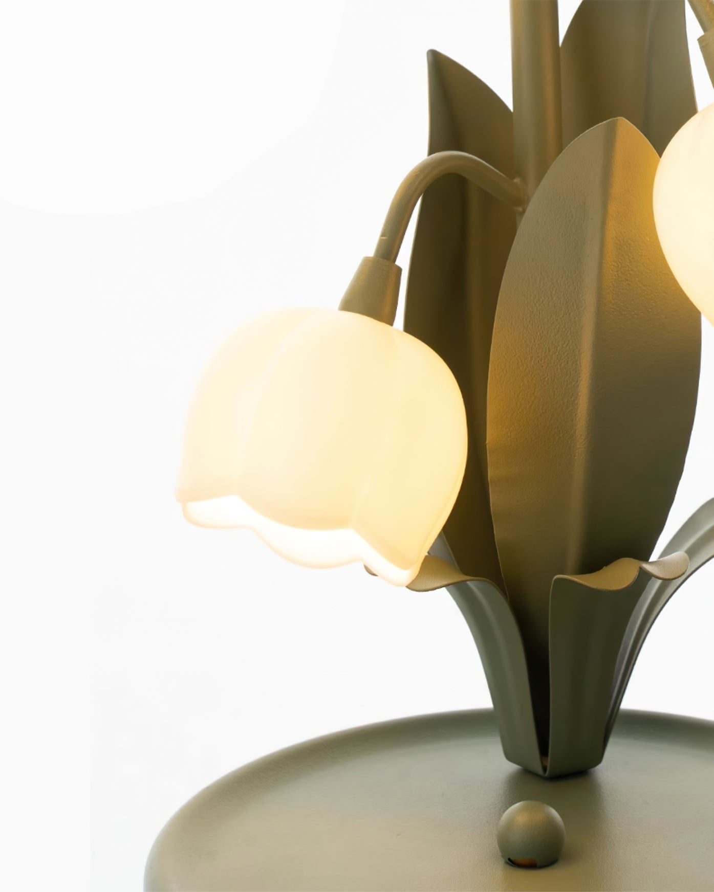 Table lamp featuring a bell orchid