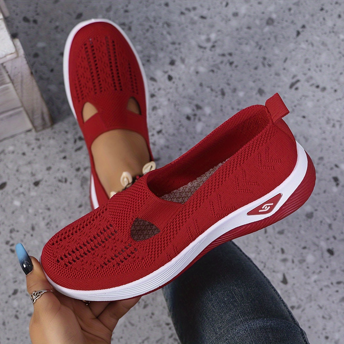 StrideLuxe™ Sneakers — Feel Light, Stylish, and Unstoppable Every Step of the Day