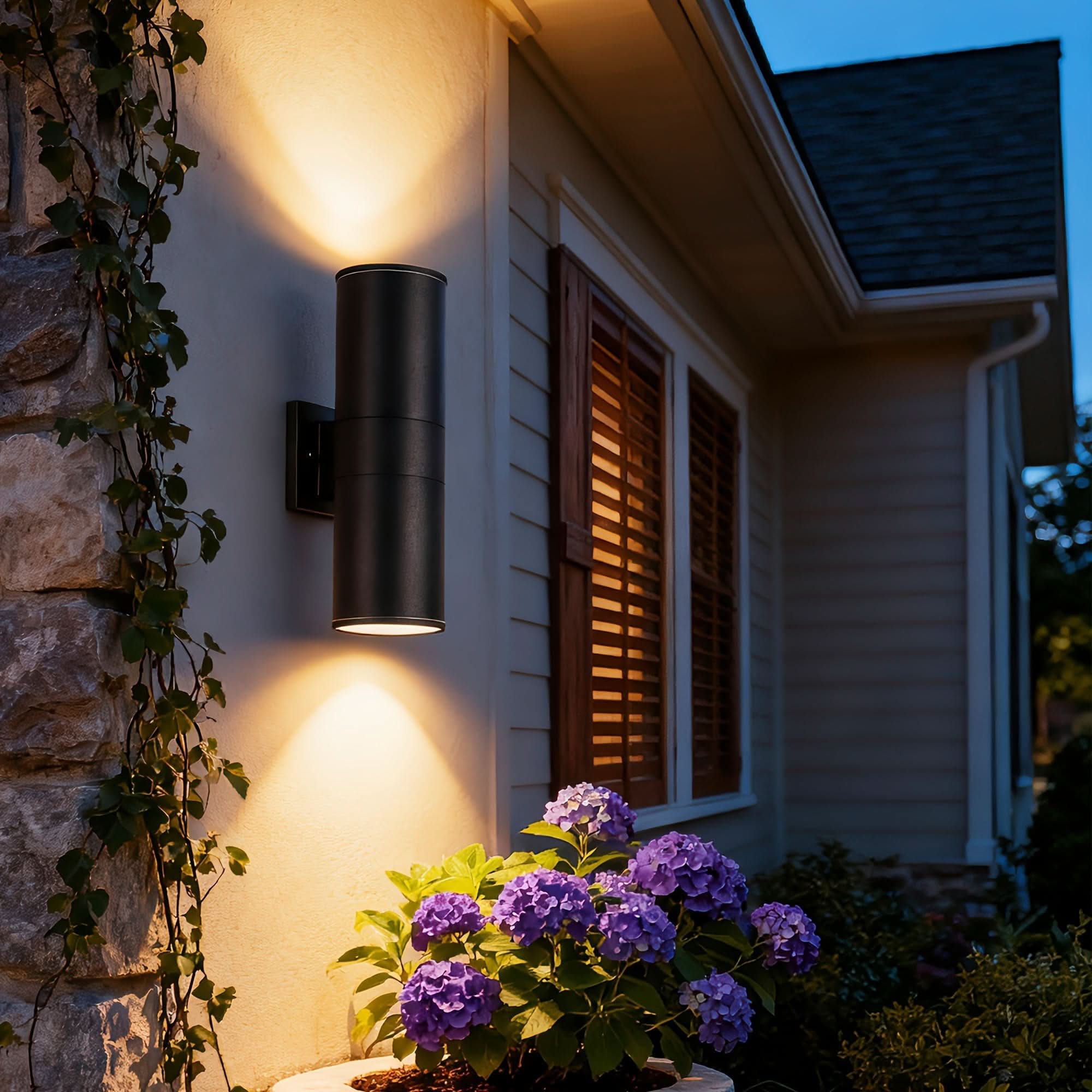 Black Outdoor Wall Light in Cylindrical Shape