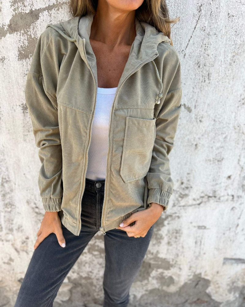 StrideCore™ — Feel Unstoppable in Lightweight Warmth and Effortless Style
