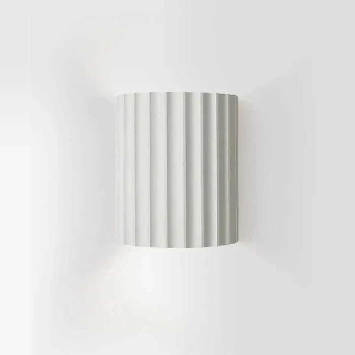 Resin Wall Light with Ribbed Shade – Modern Interior Styling