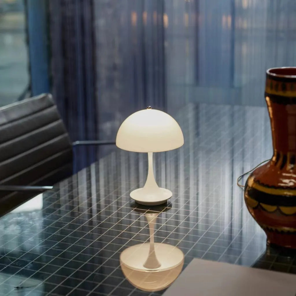 ScandiLight | Contemporary Wireless Lamp