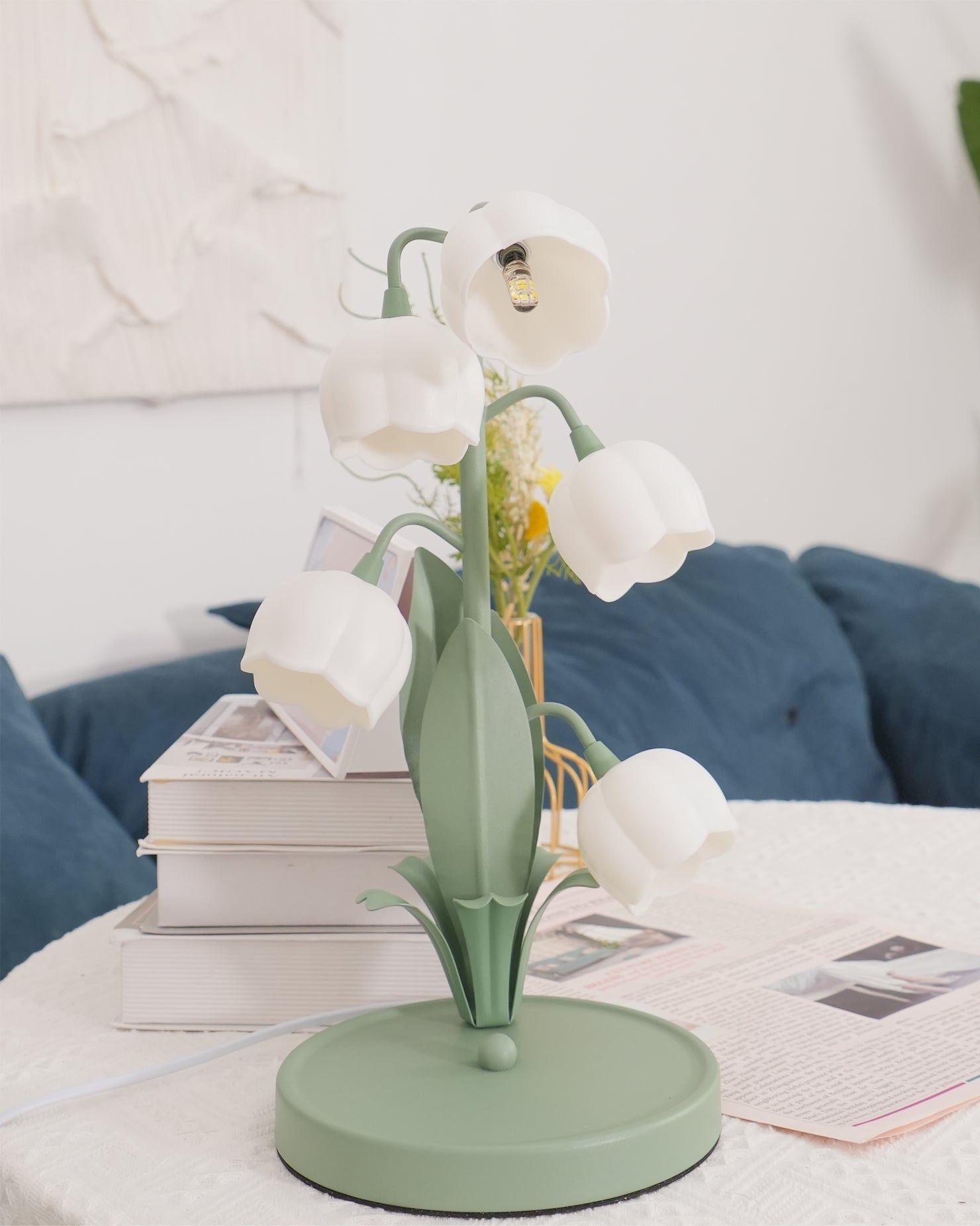 Table lamp featuring a bell orchid