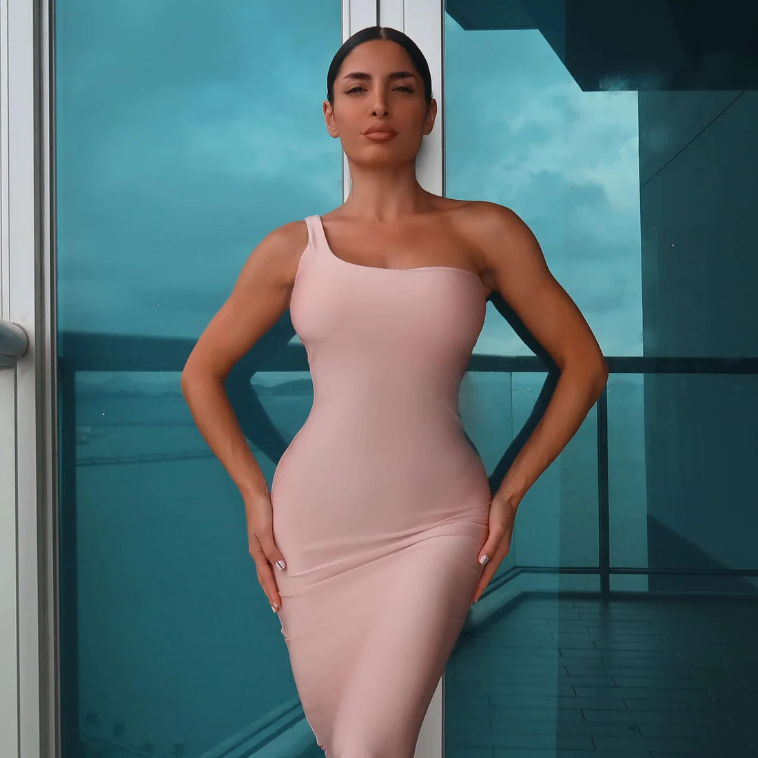 VeluxeCurve™ — Melt Away Bulges Instantly for All-Day Sleek Confidence