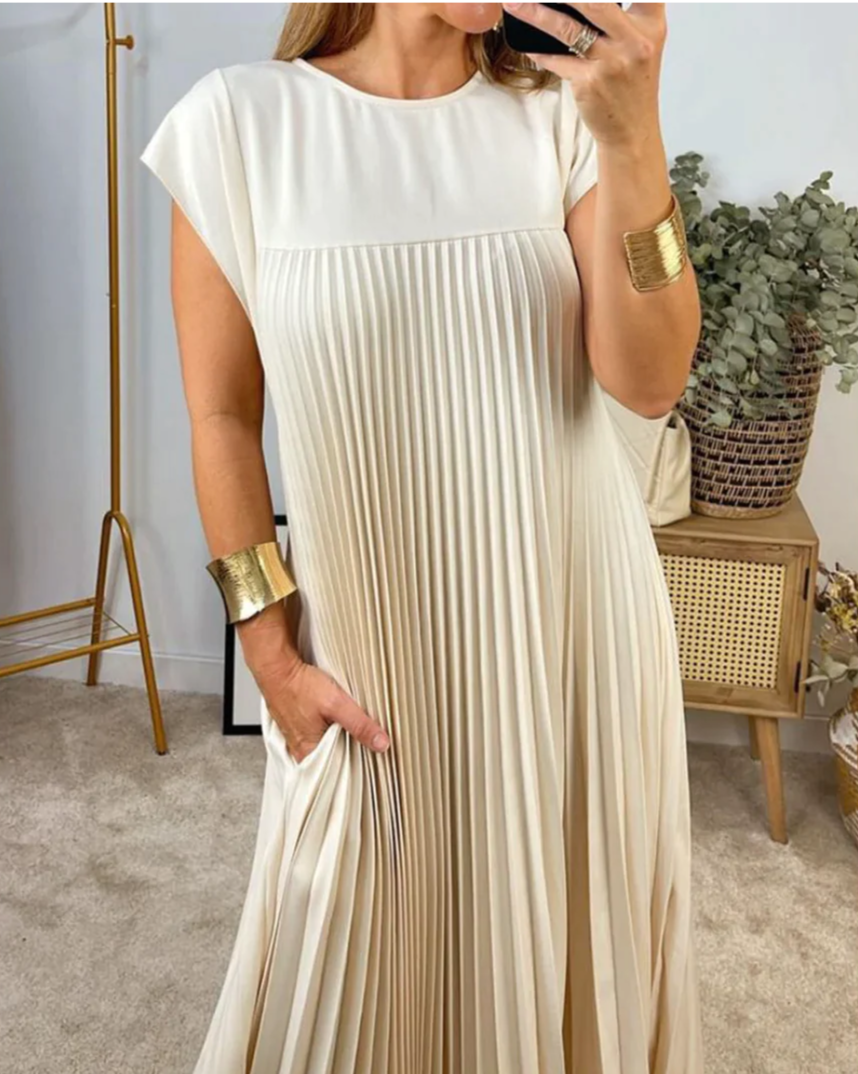 Luxoria™ — Feel Effortlessly Elegant and Captivate Every Moment