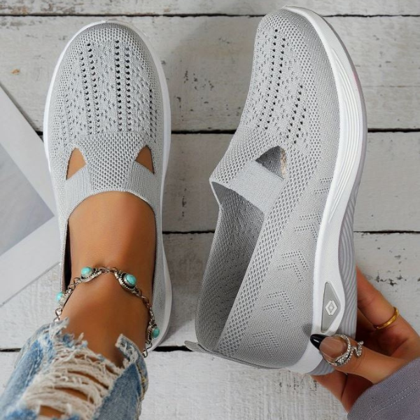 StrideLuxe™ Sneakers — Feel Light, Stylish, and Unstoppable Every Step of the Day