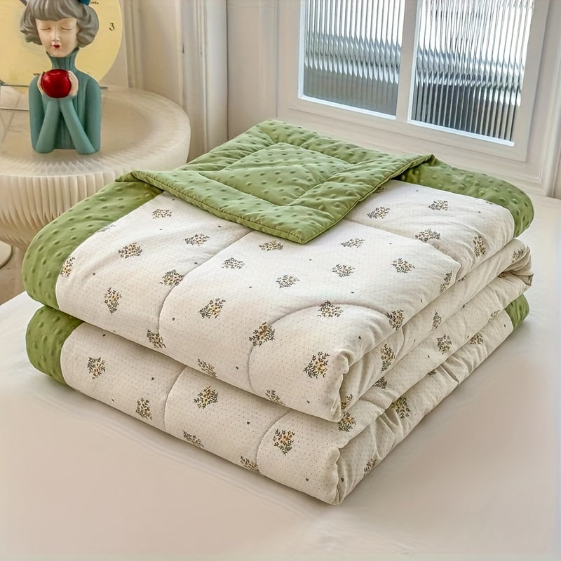Petal Breeze – Airy Floral Summer Quilt for Cozy Comfort