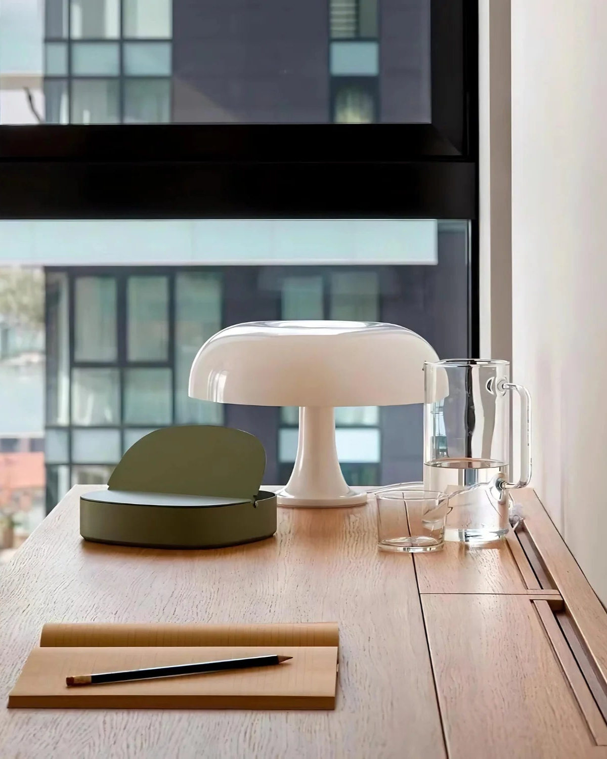 Bauhaus Desk Lamp Vintage Dome – Soft Lighting with Timeless Flair