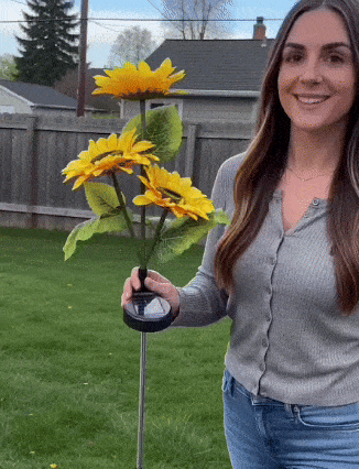 SunAura™ Solar Sunflower Lights — Transform Your Garden with Effortless, Magical Glow Every Night