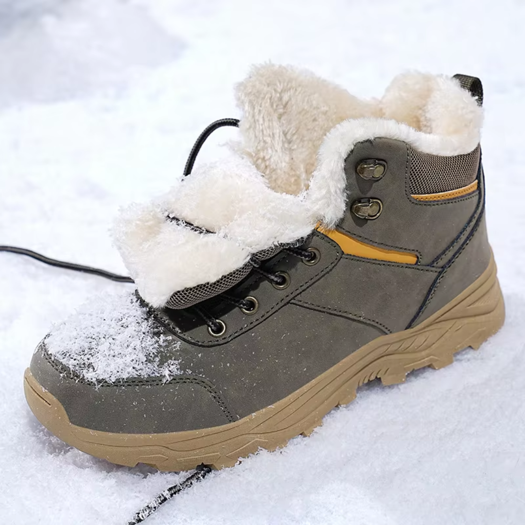 Men's Insulated Winter Trekking Boots – Waterproof & Cozy