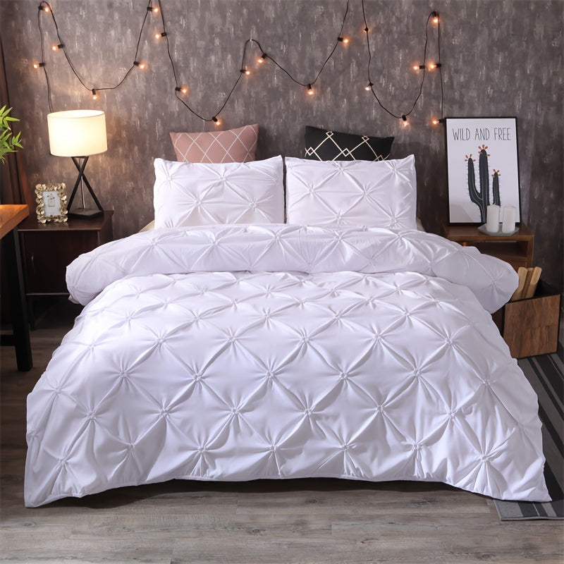 TranquilNest – 3-Piece Pleated Duvet Cover Ensemble