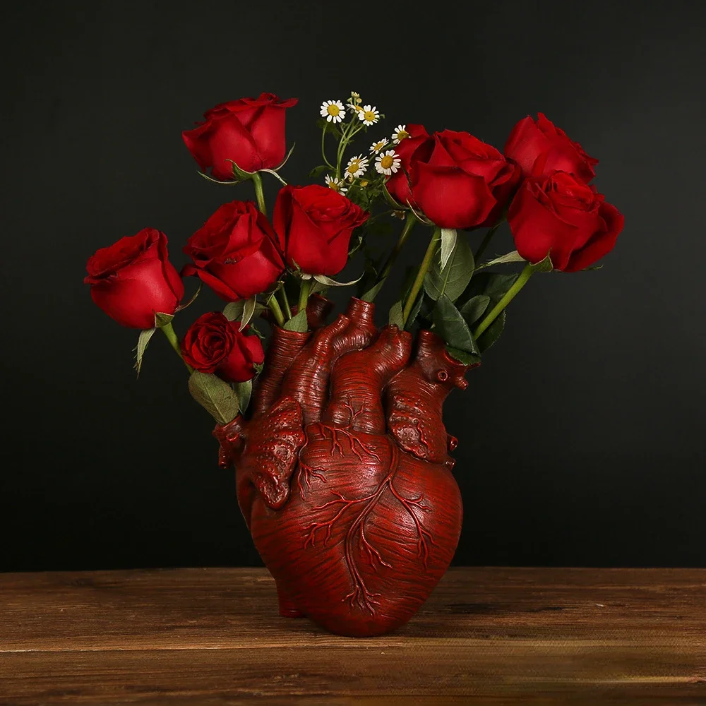 Heart-Shaped Artistic Vase for Floral Arrangements
