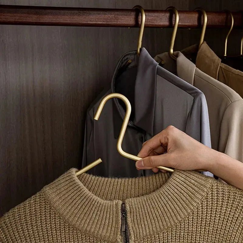 Space-Saving Non-Slip Clothes Hangers - 5 Pack