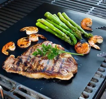 Non-Stick Grill Mat for Clean Cooking | Ideal for Meat, Fish, and Vegetables