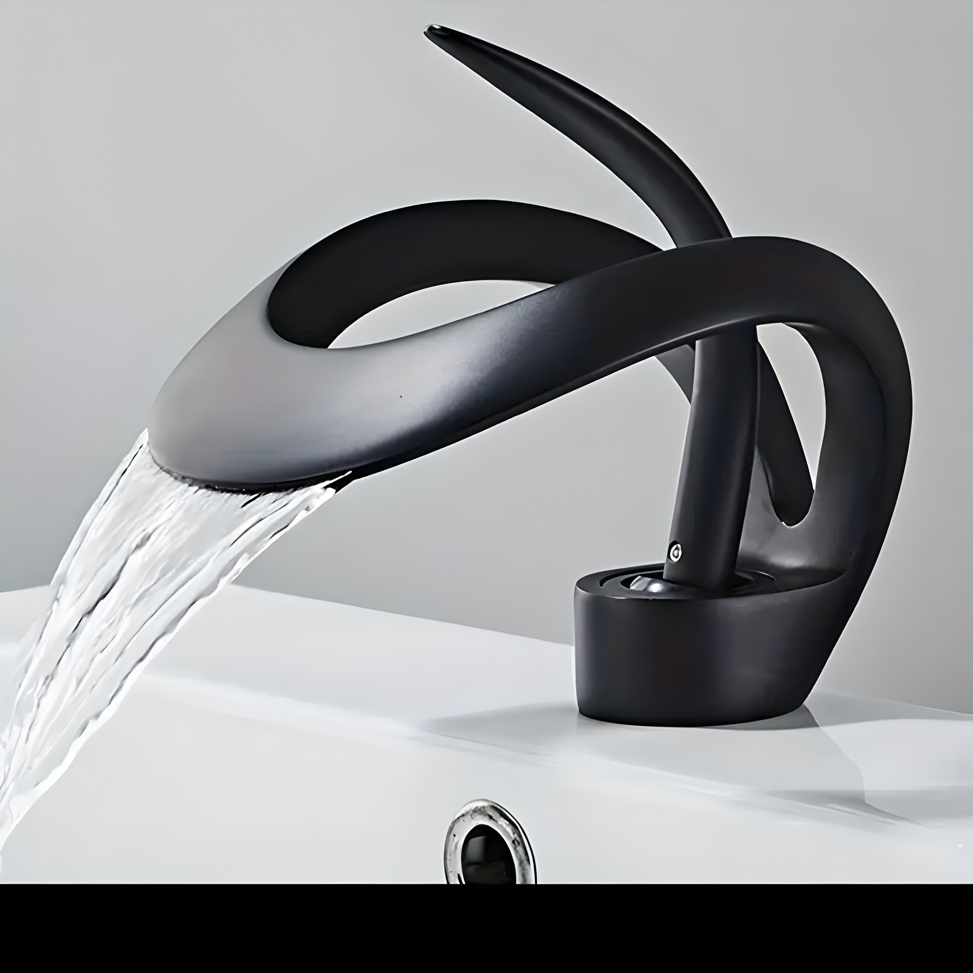 SleekFlow Modern Bathroom Faucet with Single Handle Control