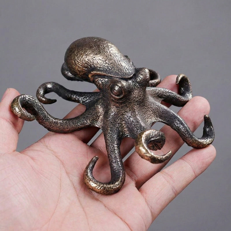 Ocean Elegance – Artisan Copper Octopus Decorative Sculpture