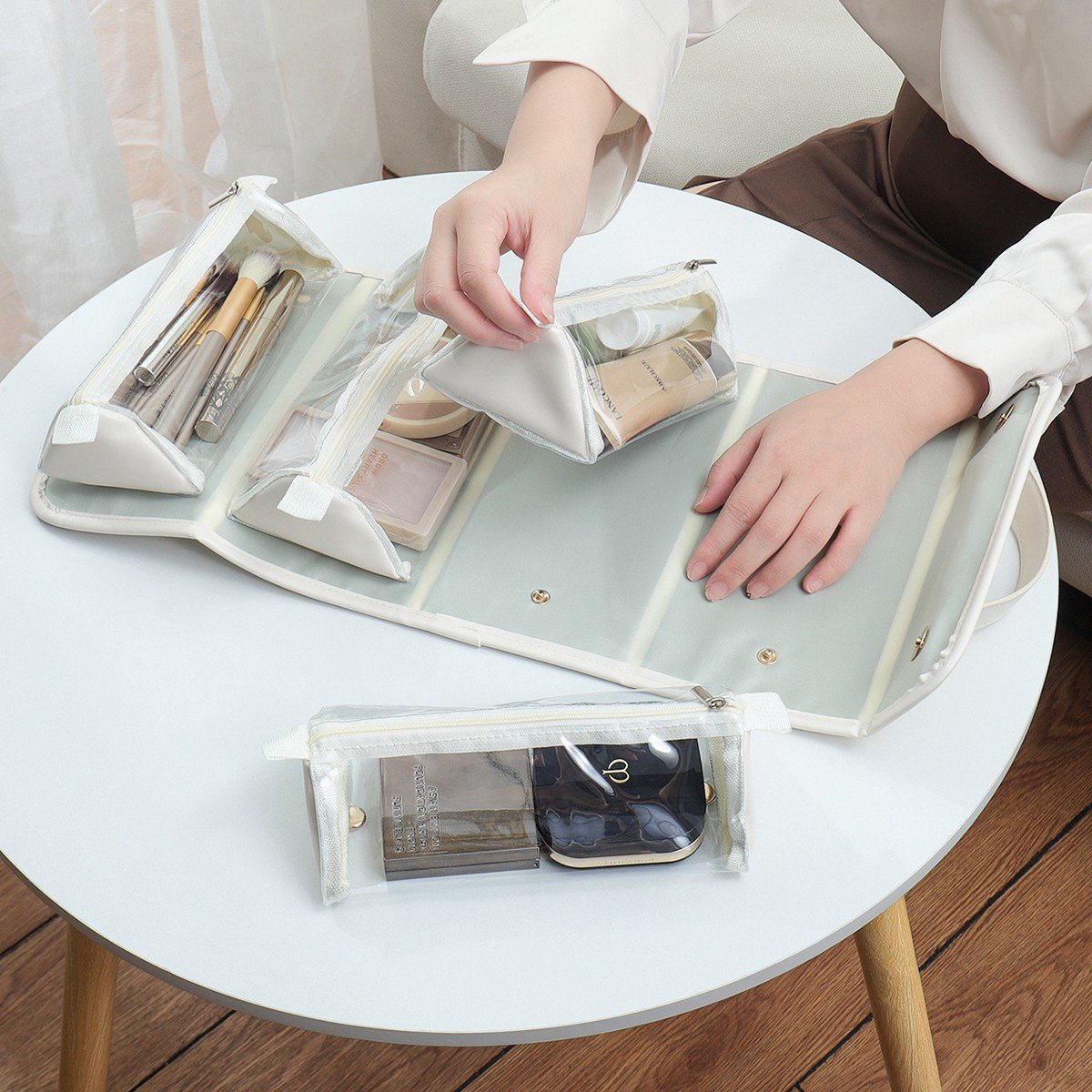 Master Your Makeup with Elegant, Waterproof Control Anywhere