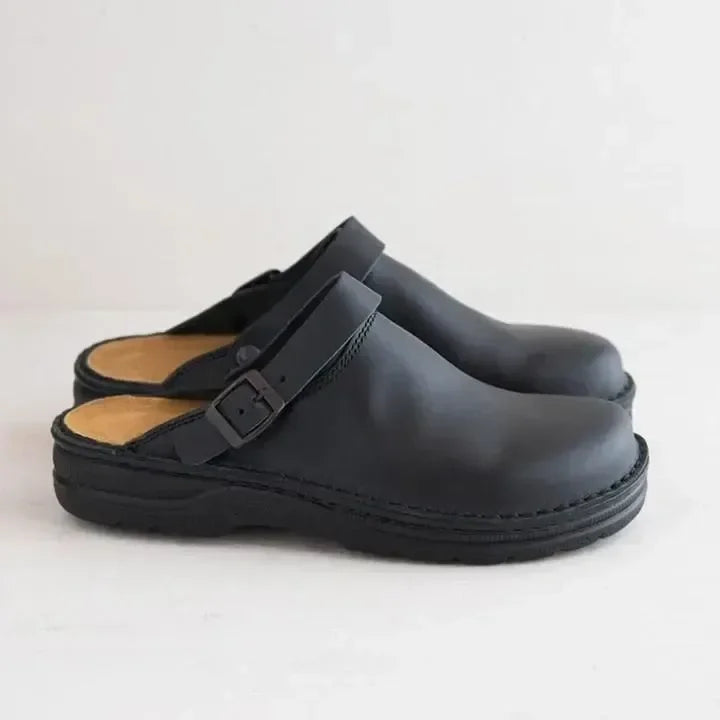 Men's Stylish Leather Slippers with Adjustable Fit and Cushioned Sole