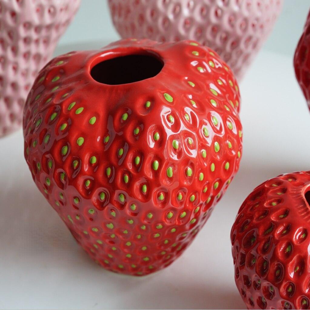 Charming Strawberry Shaped Ceramic Vase for Home Decor