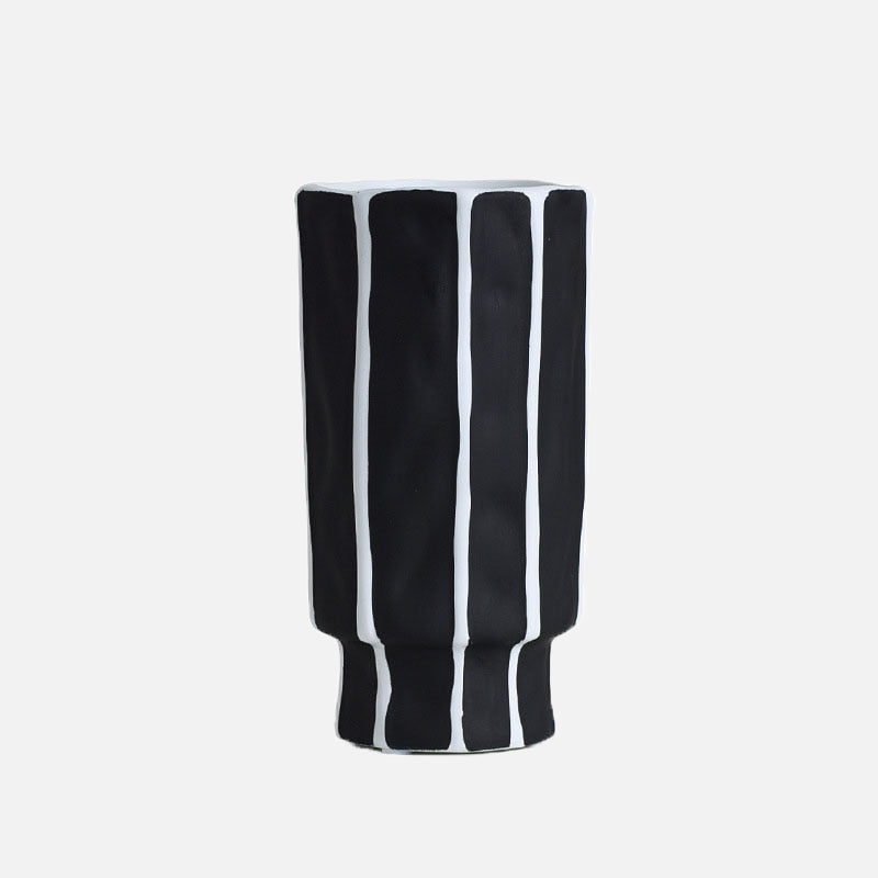 Elegant Black Geometric Ceramic Flower Vase in Various Sizes