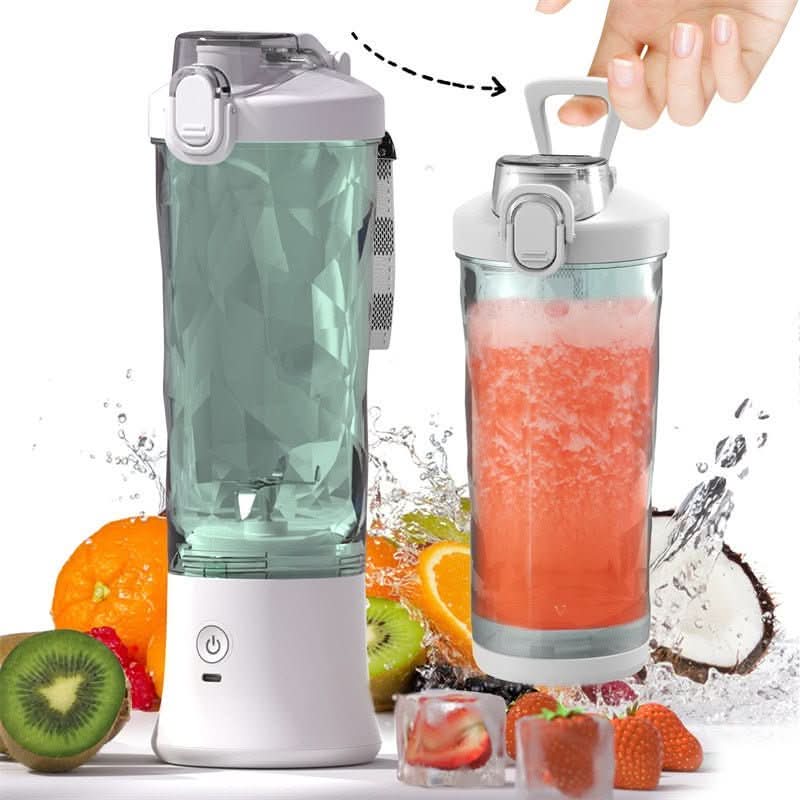 Compact Smoothie Maker with Rechargeable Battery for Fresh Drinks on the Go