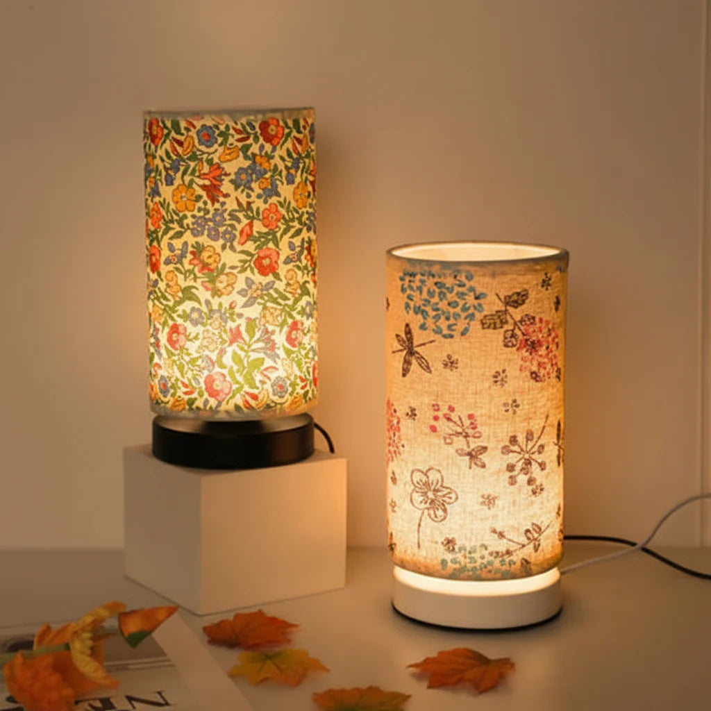 Serene Blossom – Vintage Floral Table Lamp for Cozy Spaces