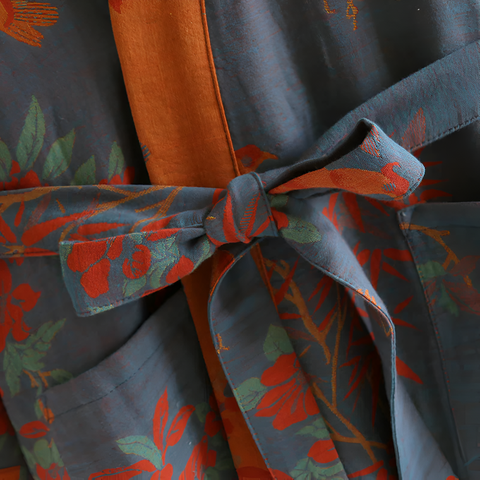 Lightweight Retro-Style Cotton Robe with Adjustable Fit