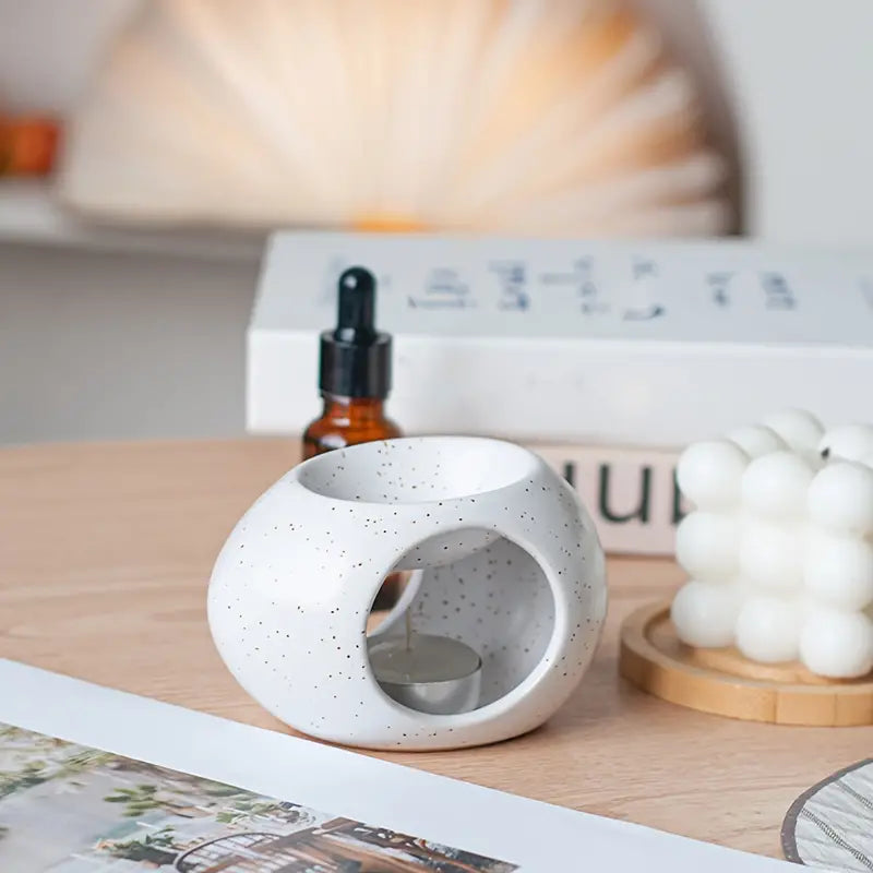 Elegant Ceramic Aroma Diffuser with Glossy White Finish