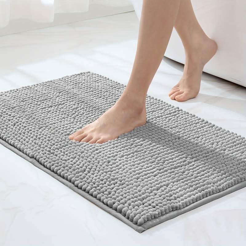 ComfortGuard - Plush Chenille Non-Slip Bathroom Rug