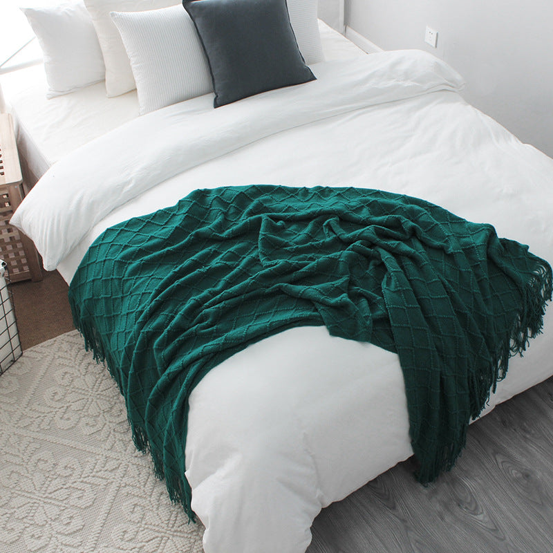 Chic Chevron Tassel Blanket – Luxurious Acrylic Cozy Throw
