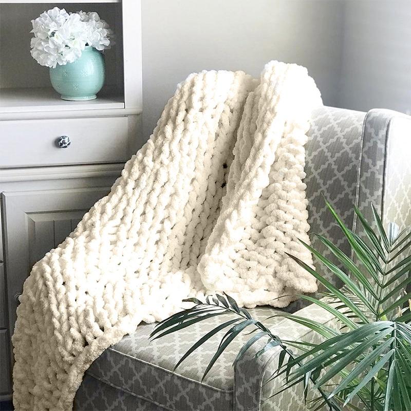Textured Cozy Knit Blanket for Stylish Comfort